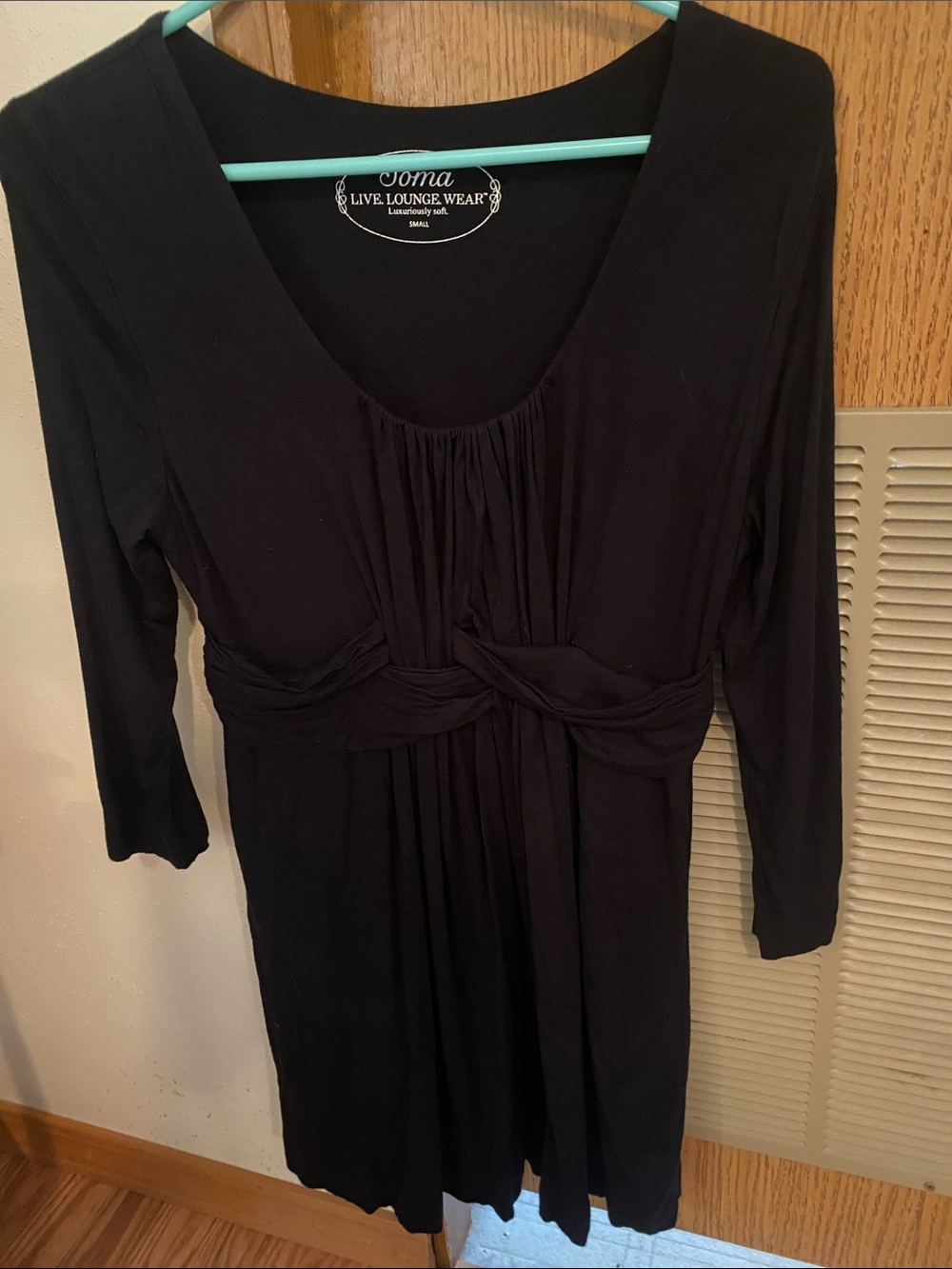 Soma Black Long-Sleeve Twist-Front Scoop Dress Small Soft Loungewear  Fall
